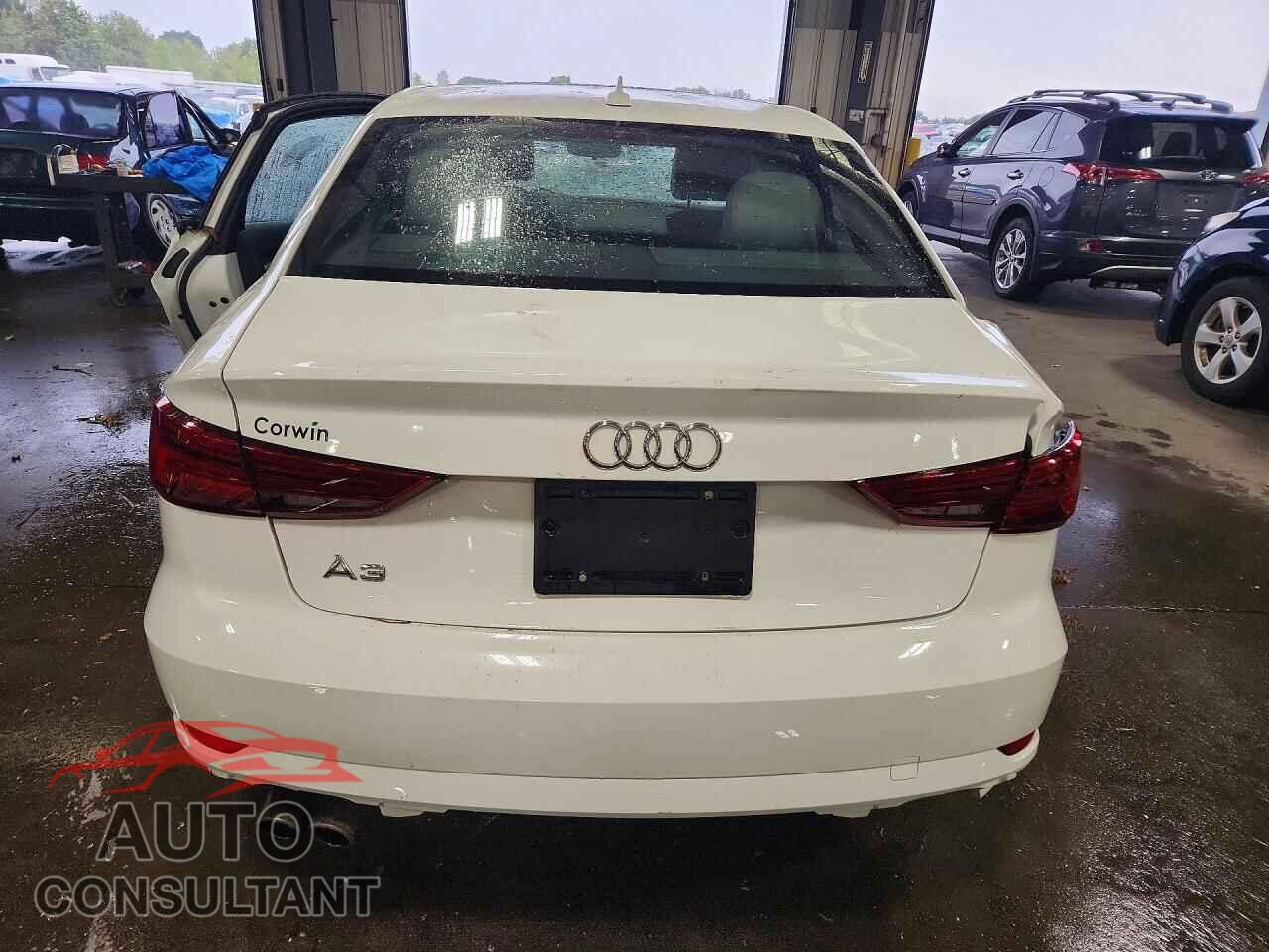 AUDI A3 2017 - WAUAUGFF4H1061609