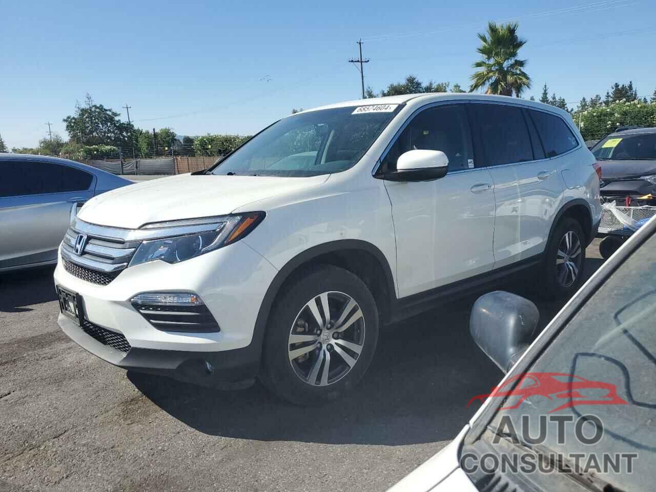 HONDA PILOT 2018 - 5FNYF6H52JB067481