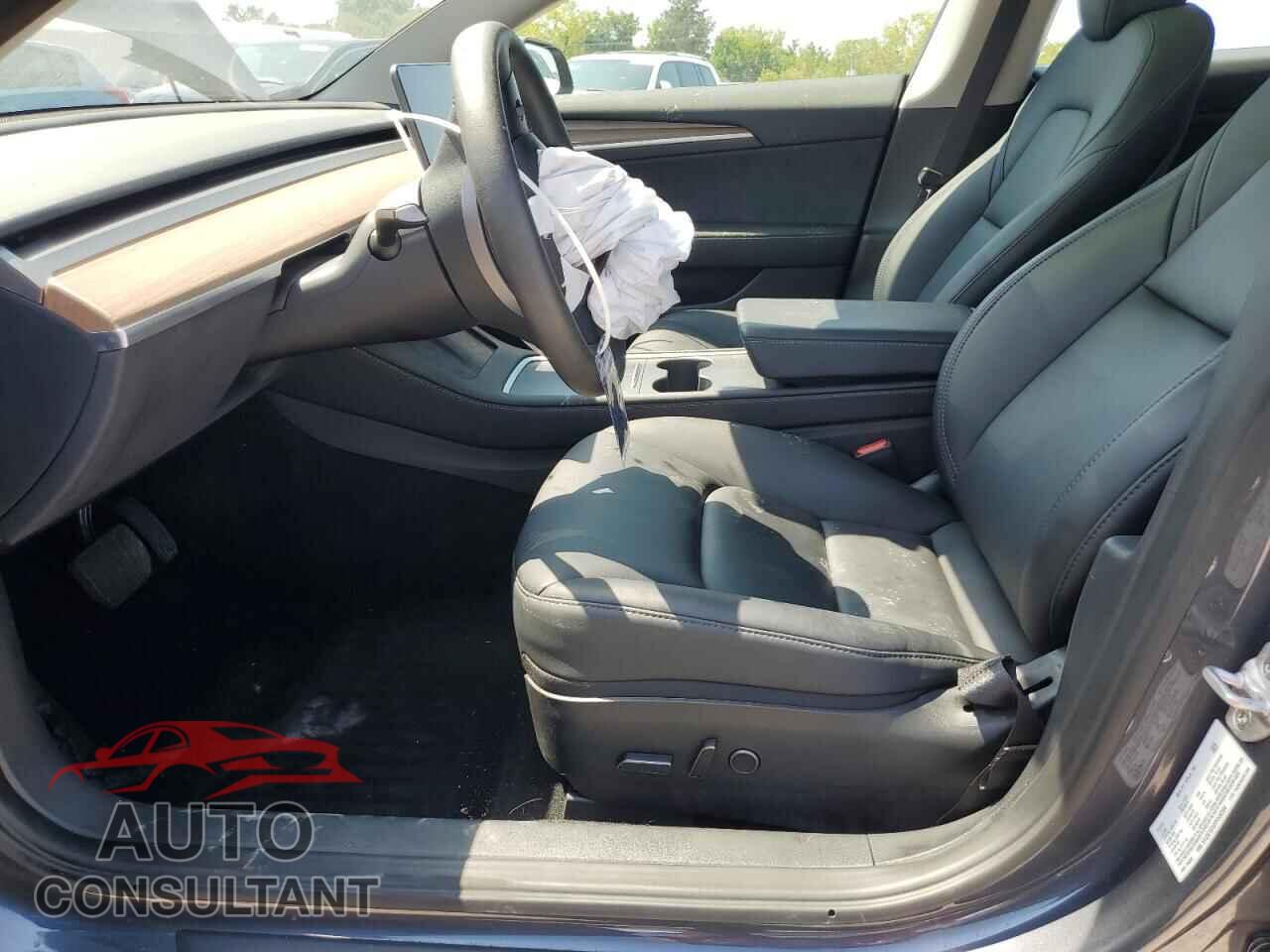 TESLA MODEL 3 2024 - 5YJ3E1EA2PF549264