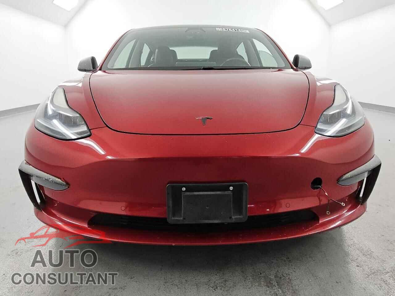 TESLA MODEL 3 2021 - 5YJ3E1EA5MF047537