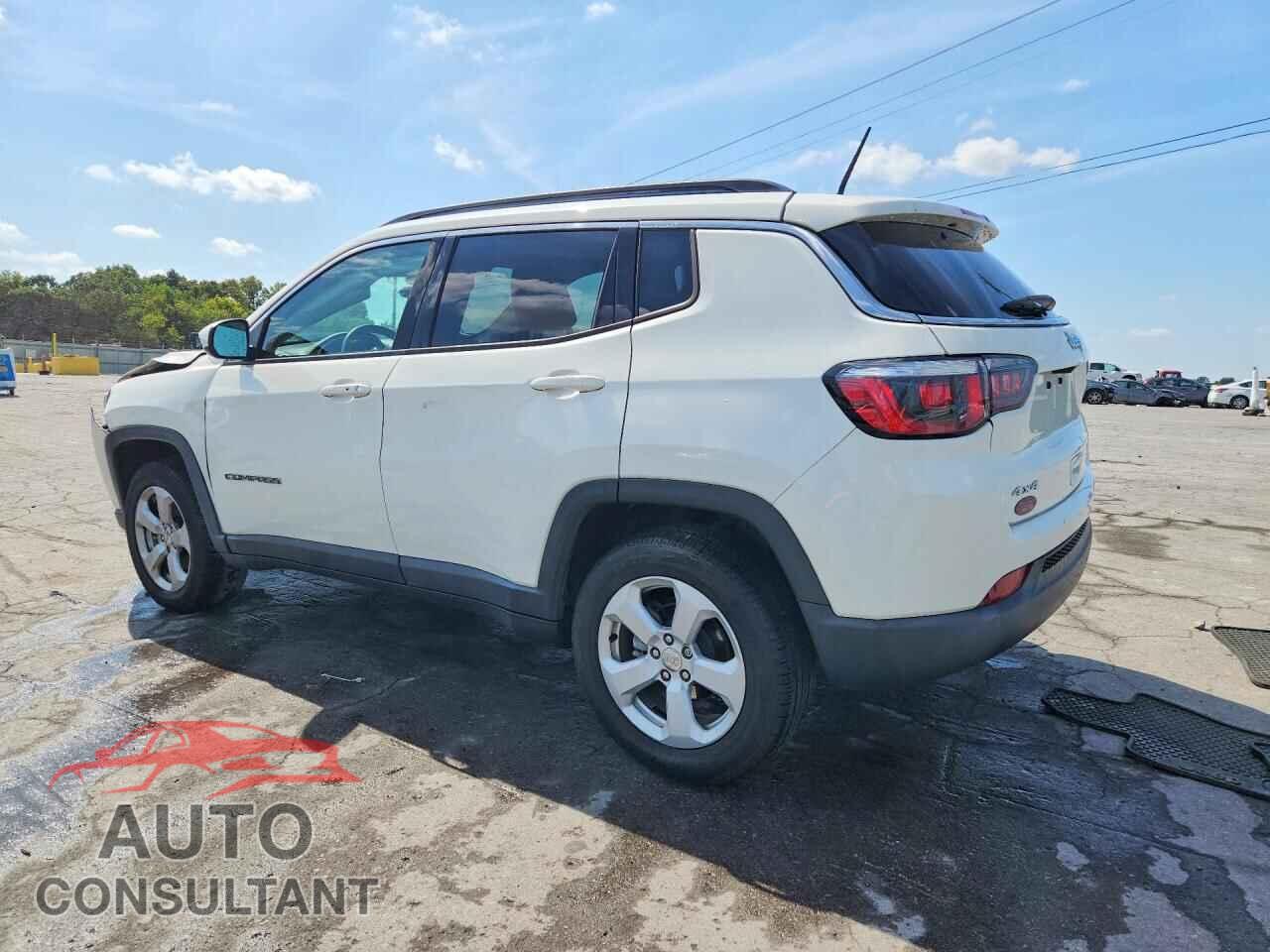 JEEP COMPASS 2018 - 3C4NJDBB7JT192532