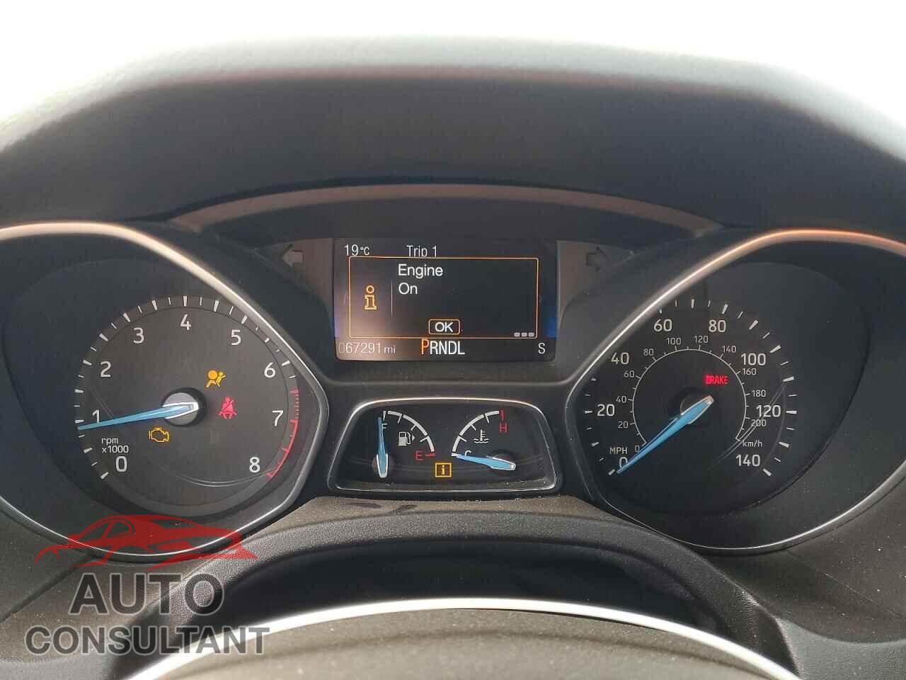 FORD FOCUS 2016 - 1FADP3F23GL346369