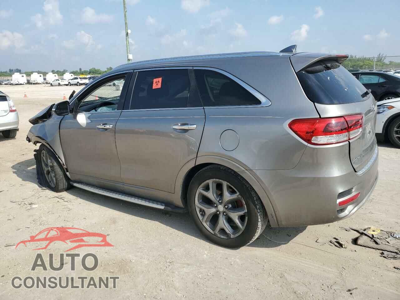 KIA SORENTO 2017 - 5XYPK4A51HG331721