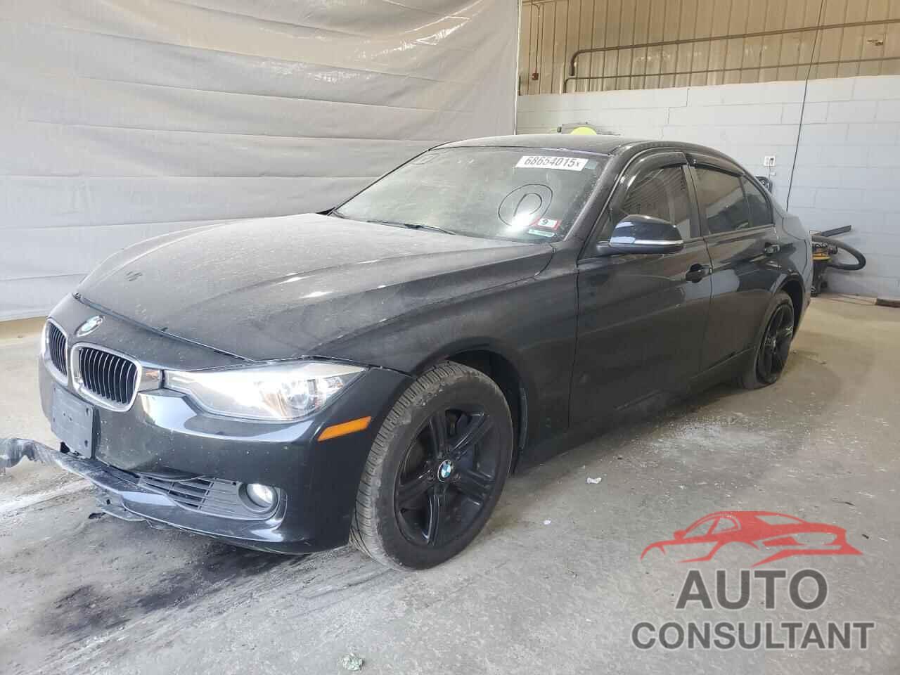 BMW 3 SERIES 2013 - WBA3B5C5XDF596892
