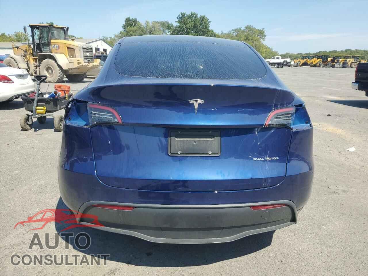 TESLA MODEL Y 2023 - 7SAYGDEE3PF830156