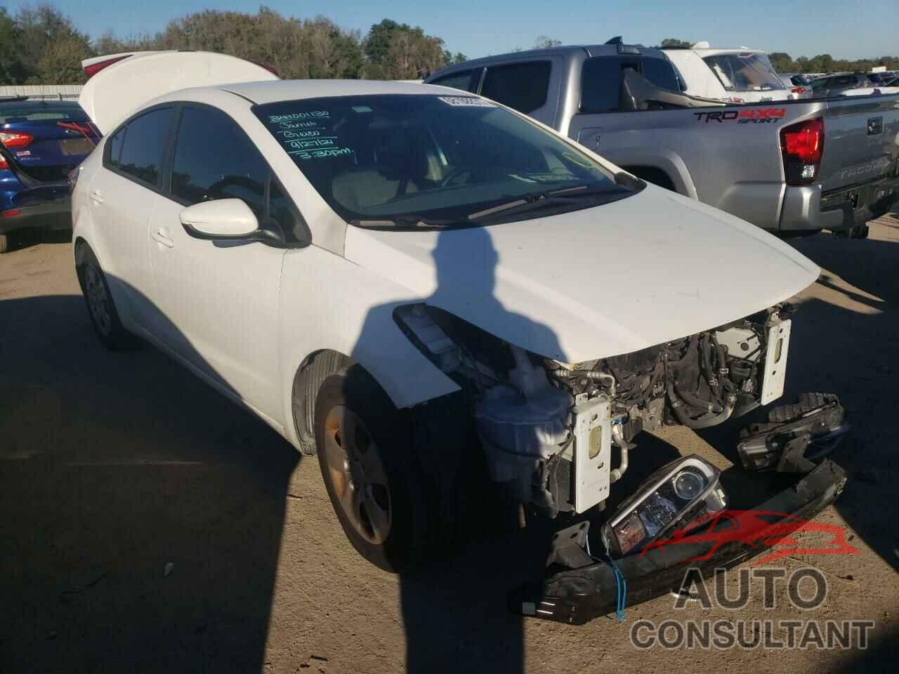 KIA FORTE 2018 - 3KPFK4A73JE196130