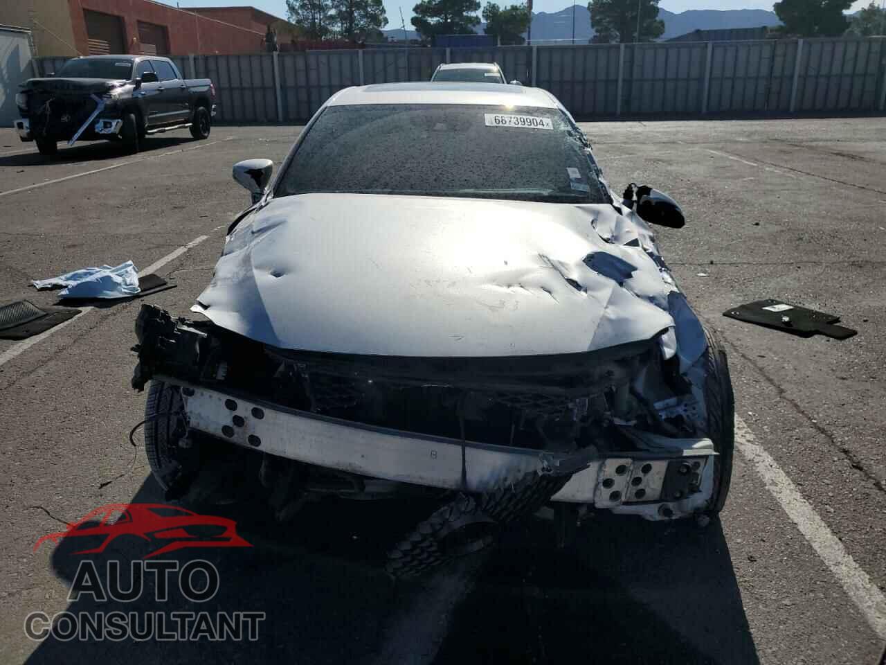 LEXUS IS 2017 - JTHBA1D2XH5052501