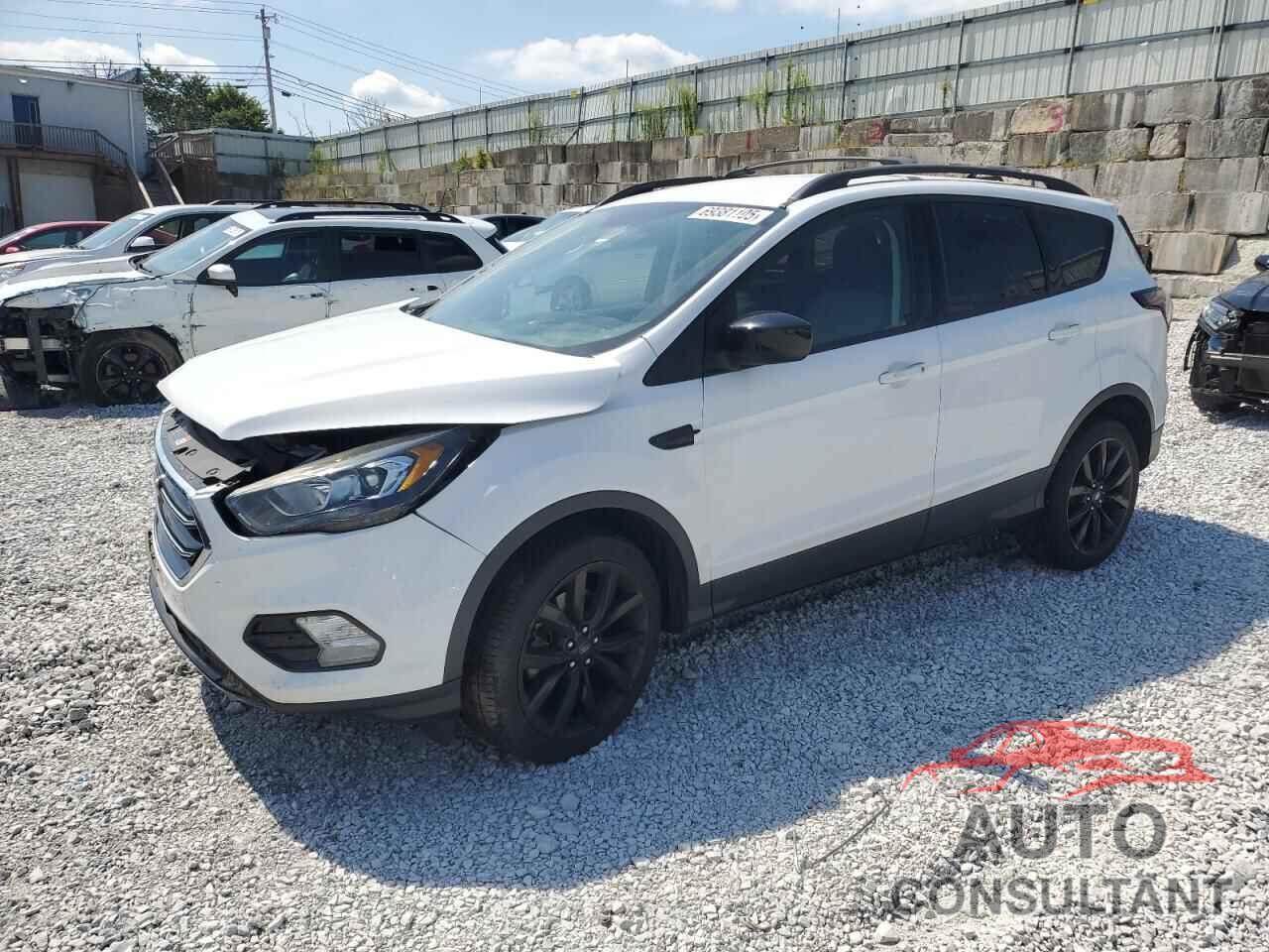 FORD ESCAPE 2018 - 1FMCU9GD7JUB82901