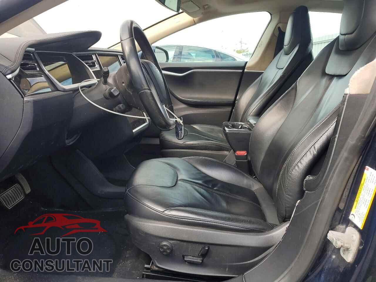 TESLA MODEL S 2013 - 5YJSA1DN8DFP05296