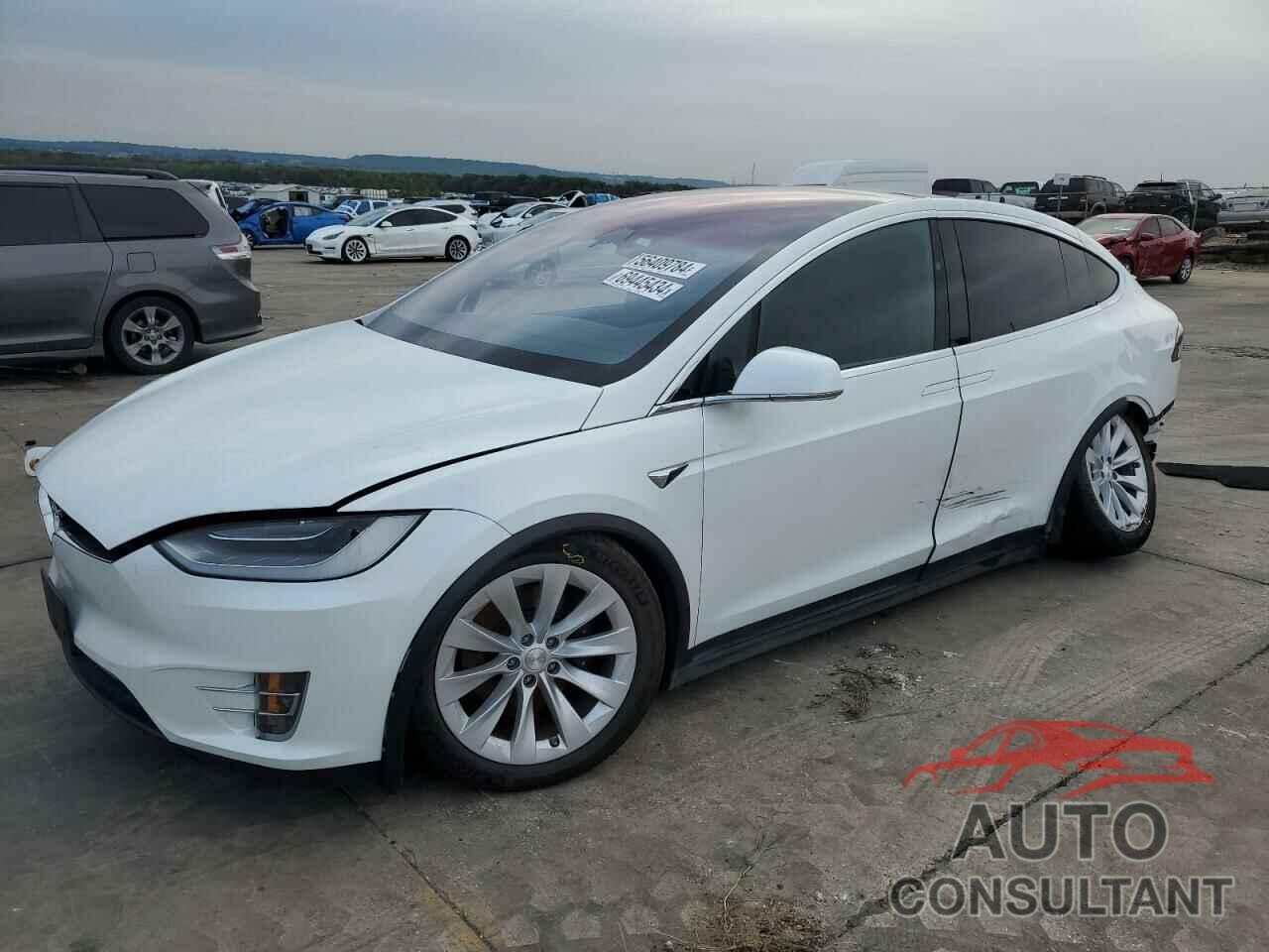 TESLA MODEL X 2020 - 5YJXCBE2XLF272105