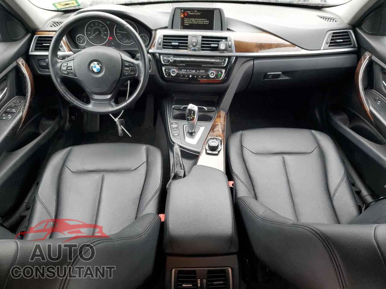 BMW 3 SERIES 2016 - WBA8E5G54GNU19403