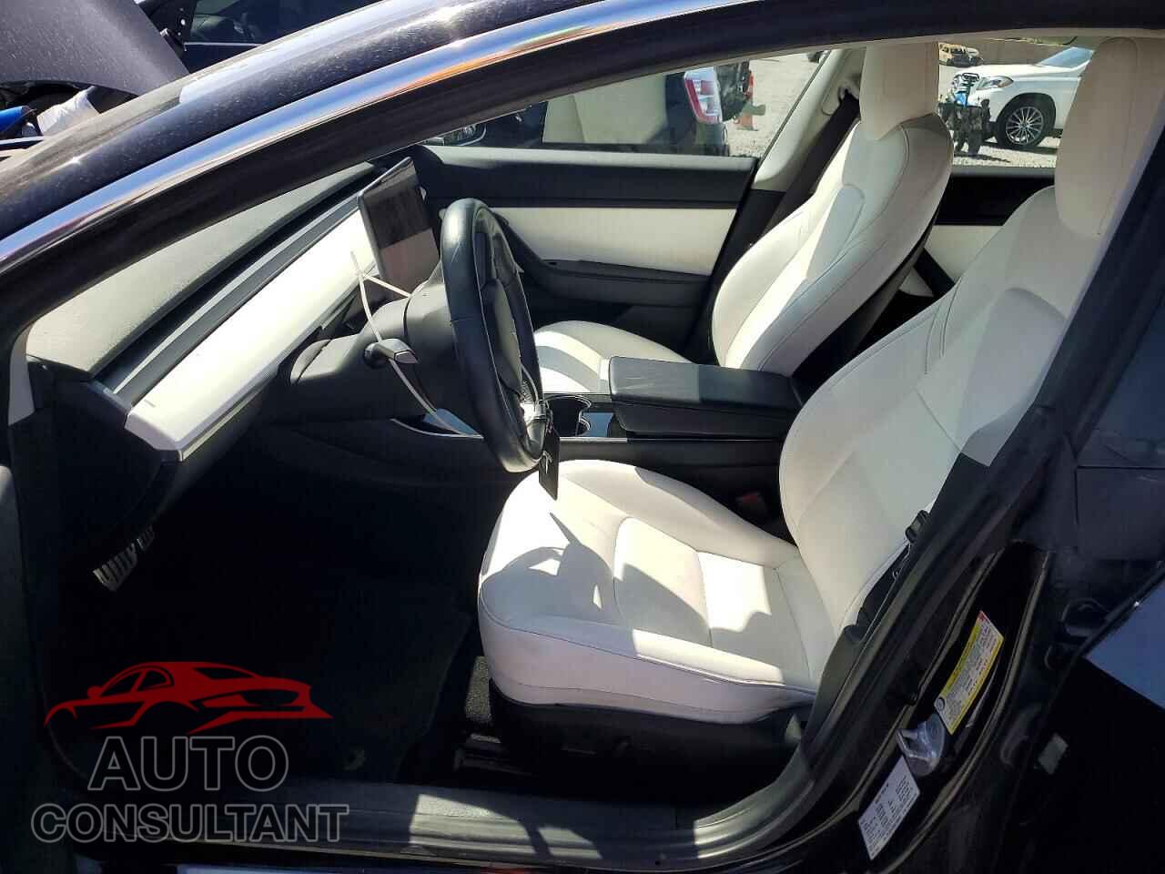 TESLA MODEL 3 2019 - 5YJ3E1EB5KF238347