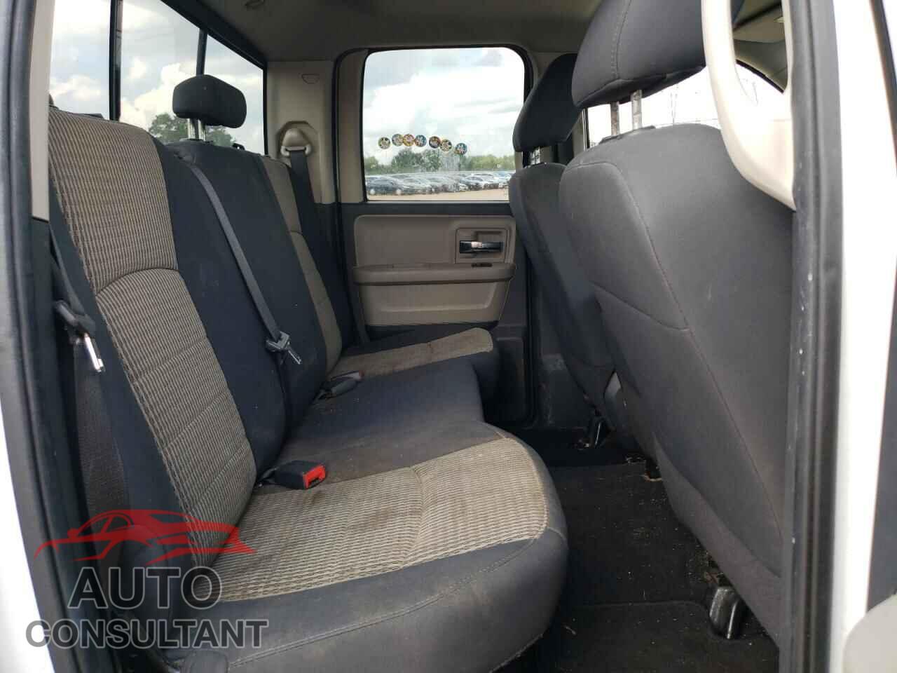 DODGE RAM 1500 2012 - 1C6RD6GP5CS127313