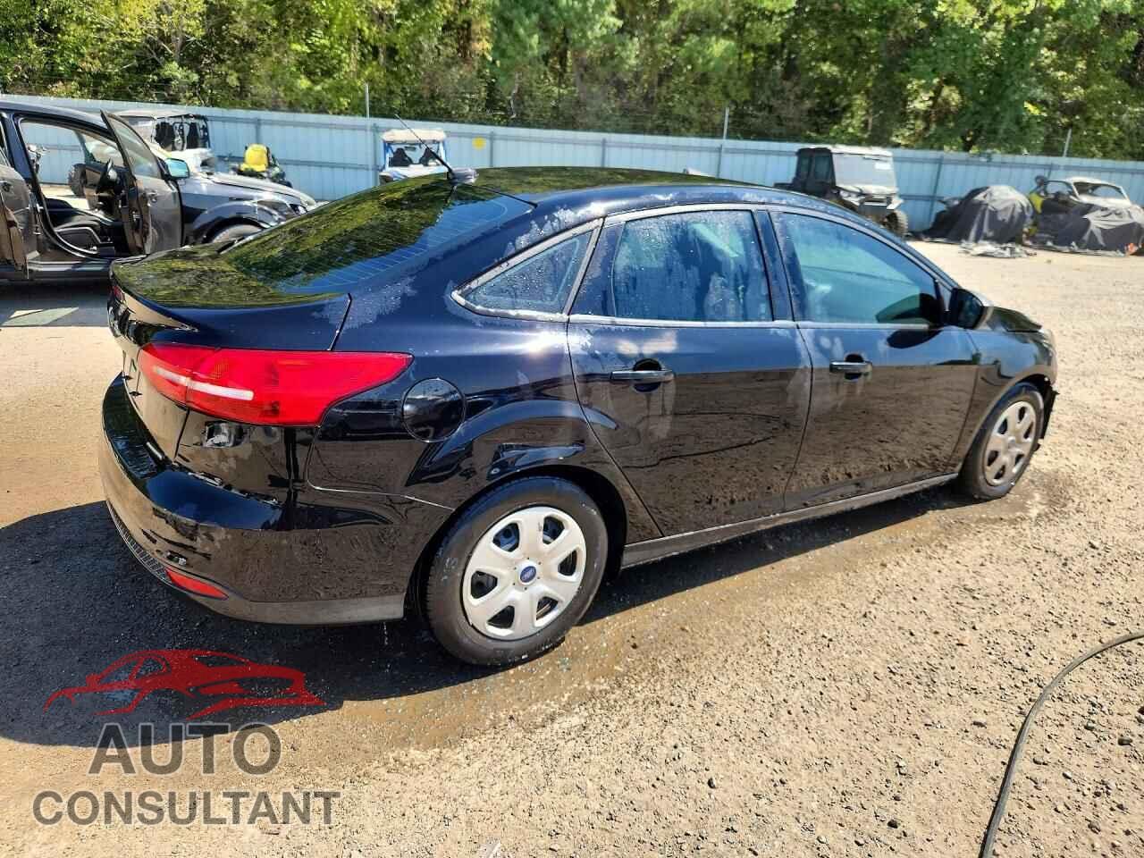 FORD FOCUS 2016 - 1FADP3E27GL379005