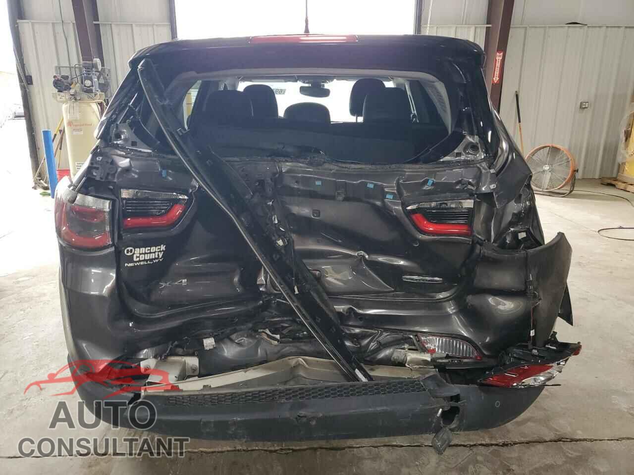 JEEP COMPASS 2019 - 3C4NJDBB8KT689381