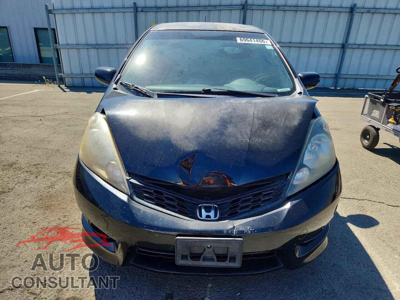 HONDA FIT 2012 - JHMGE8H55CC012080
