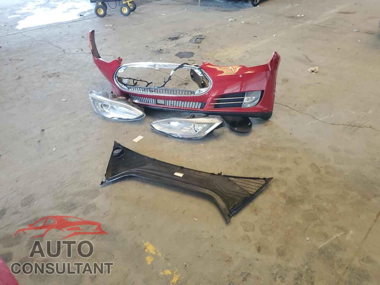 TESLA MODEL S 2015 - 5YJSA4H24FFP73065