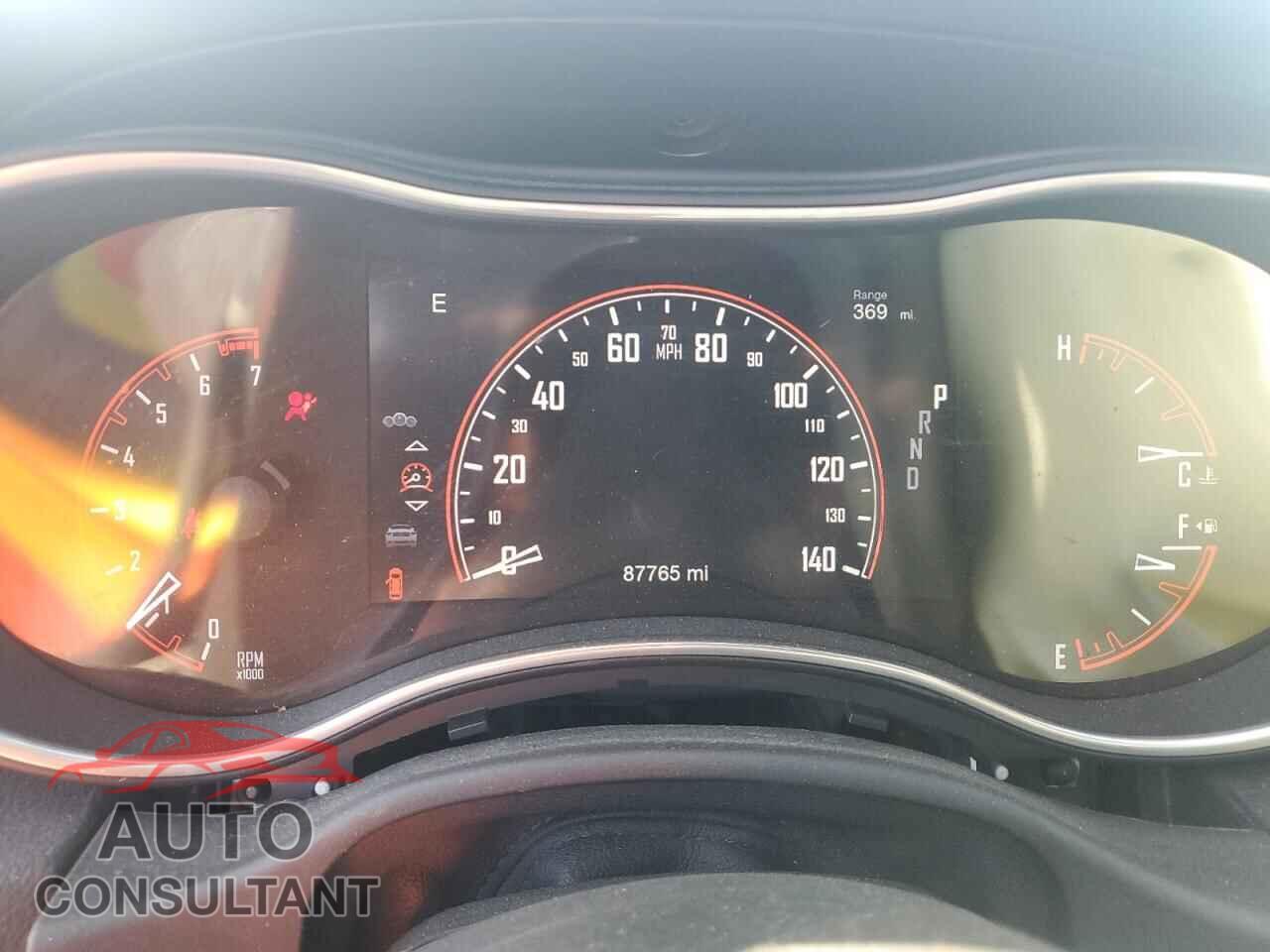 DODGE DURANGO 2019 - 1C4RDJAG7KC676444