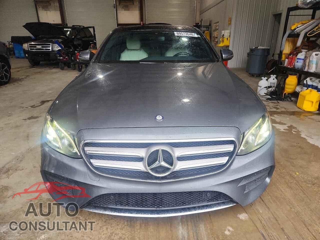MERCEDES-BENZ E-CLASS 2017 - WDDZF4KB3HA049975