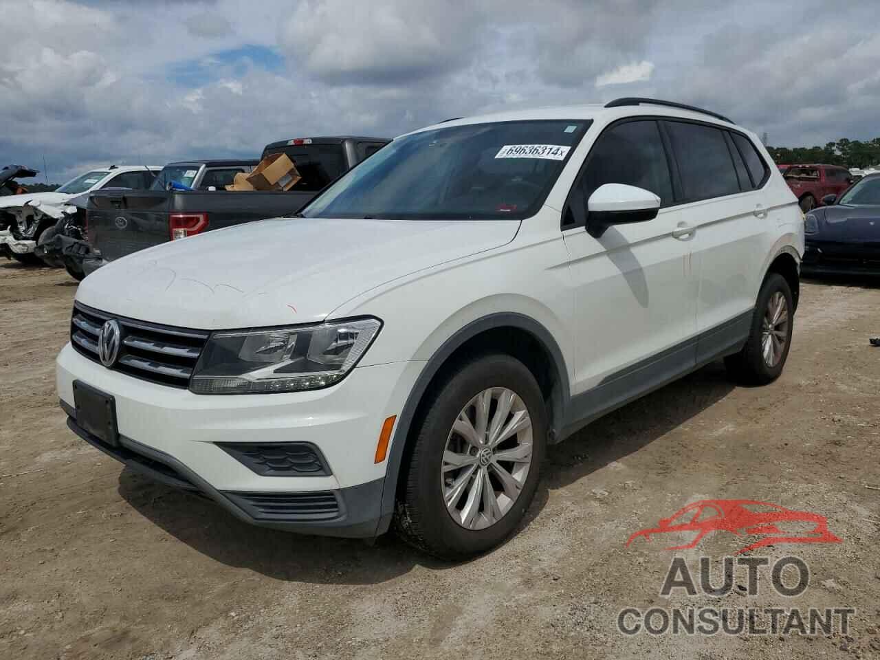 VOLKSWAGEN TIGUAN 2018 - 3VV1B7AX9JM094754