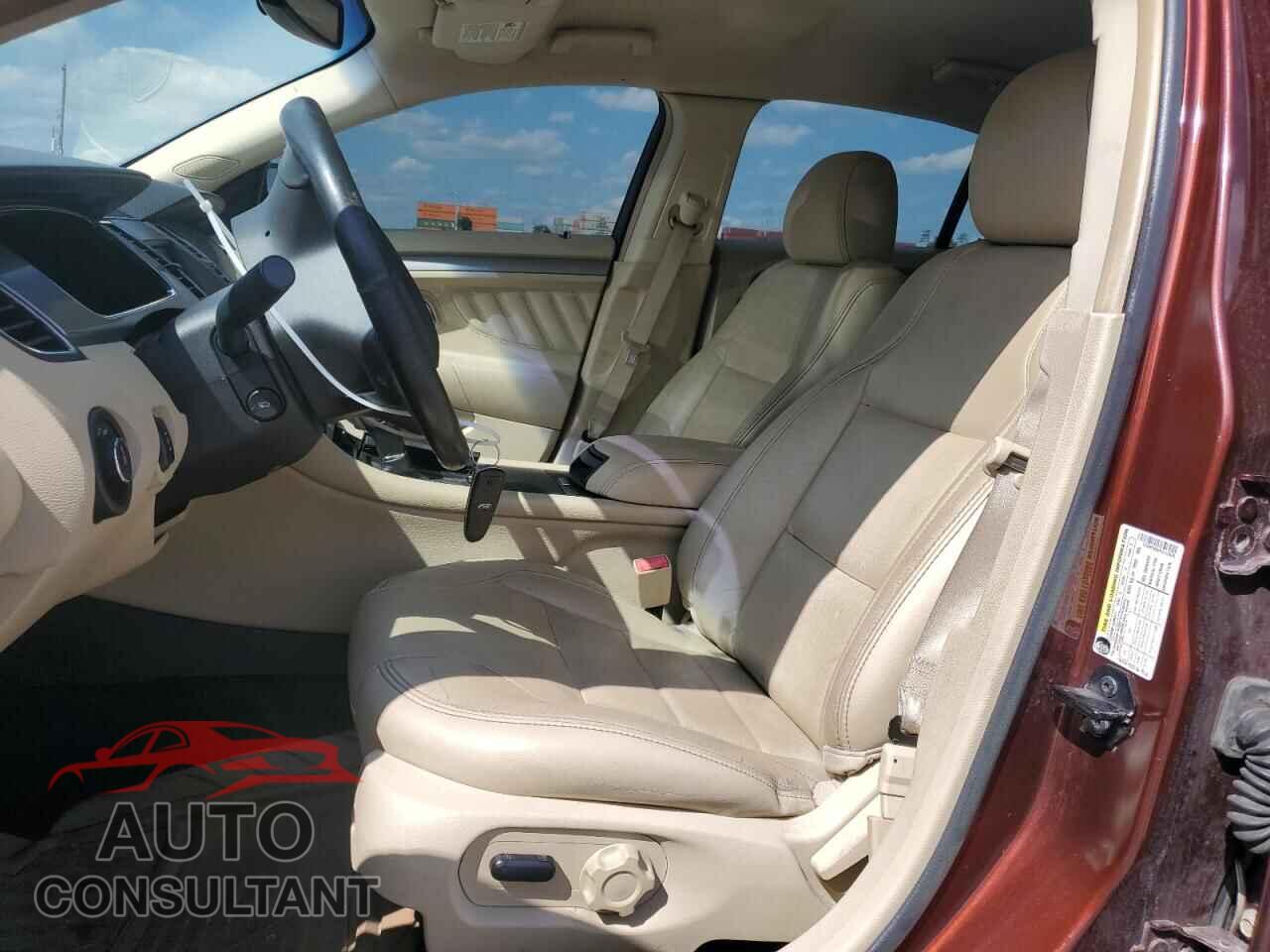 FORD TAURUS 2015 - 1FAHP2E83FG123886