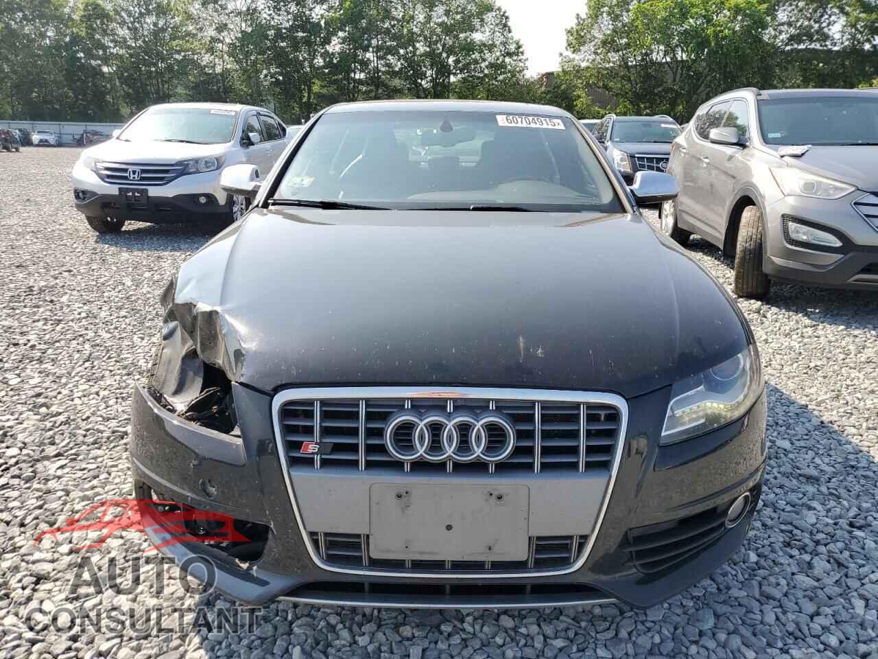 AUDI S4/RS4 2012 - WAUMGAFL1CA005384