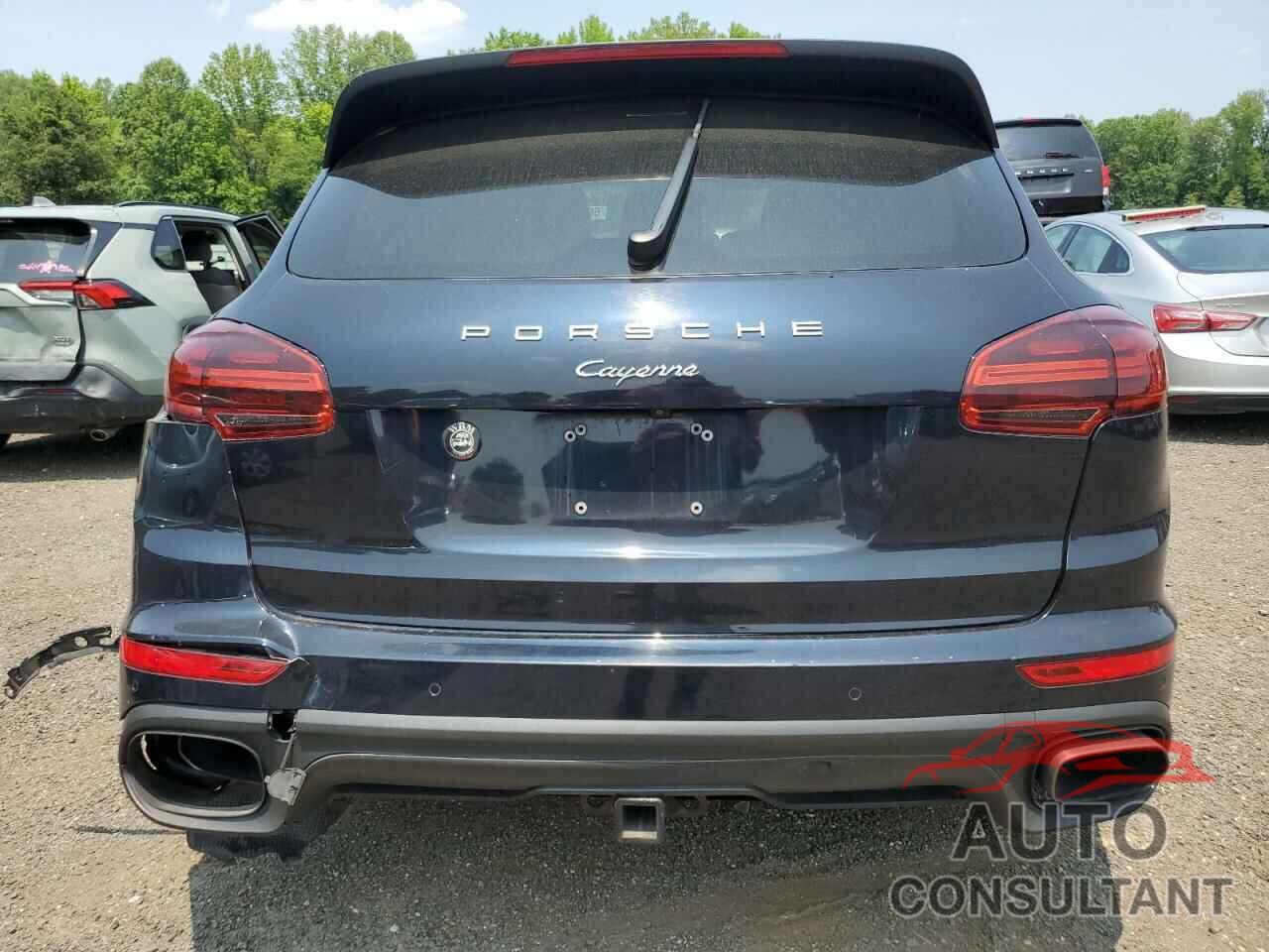 PORSCHE CAYENNE 2016 - WP1AA2A28GLA06715