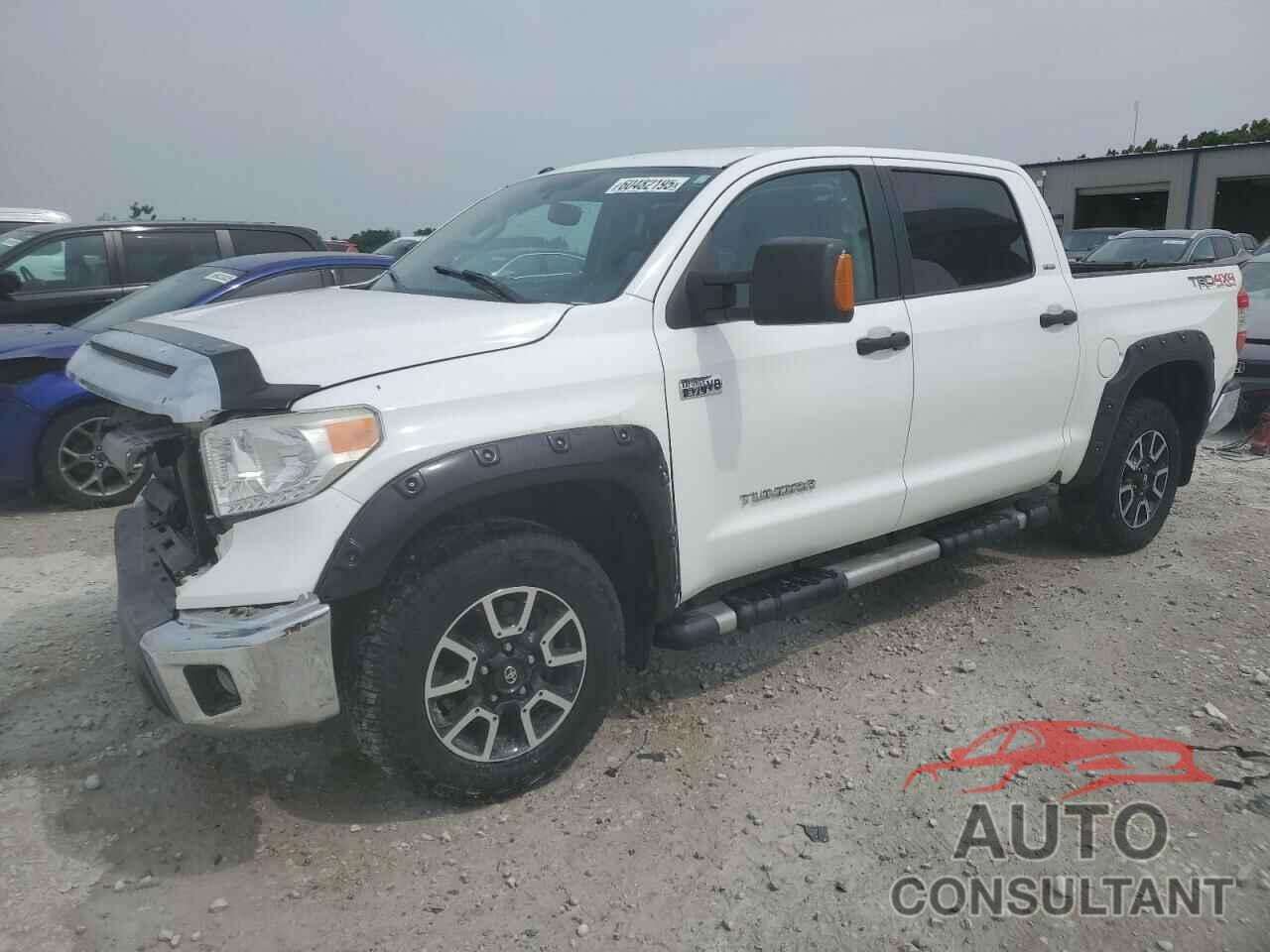 TOYOTA TUNDRA 2015 - 5TFDW5F16FX489288