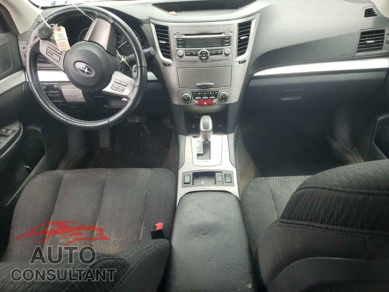 SUBARU OUTBACK 2010 - 4S4BRCCC2A3344530