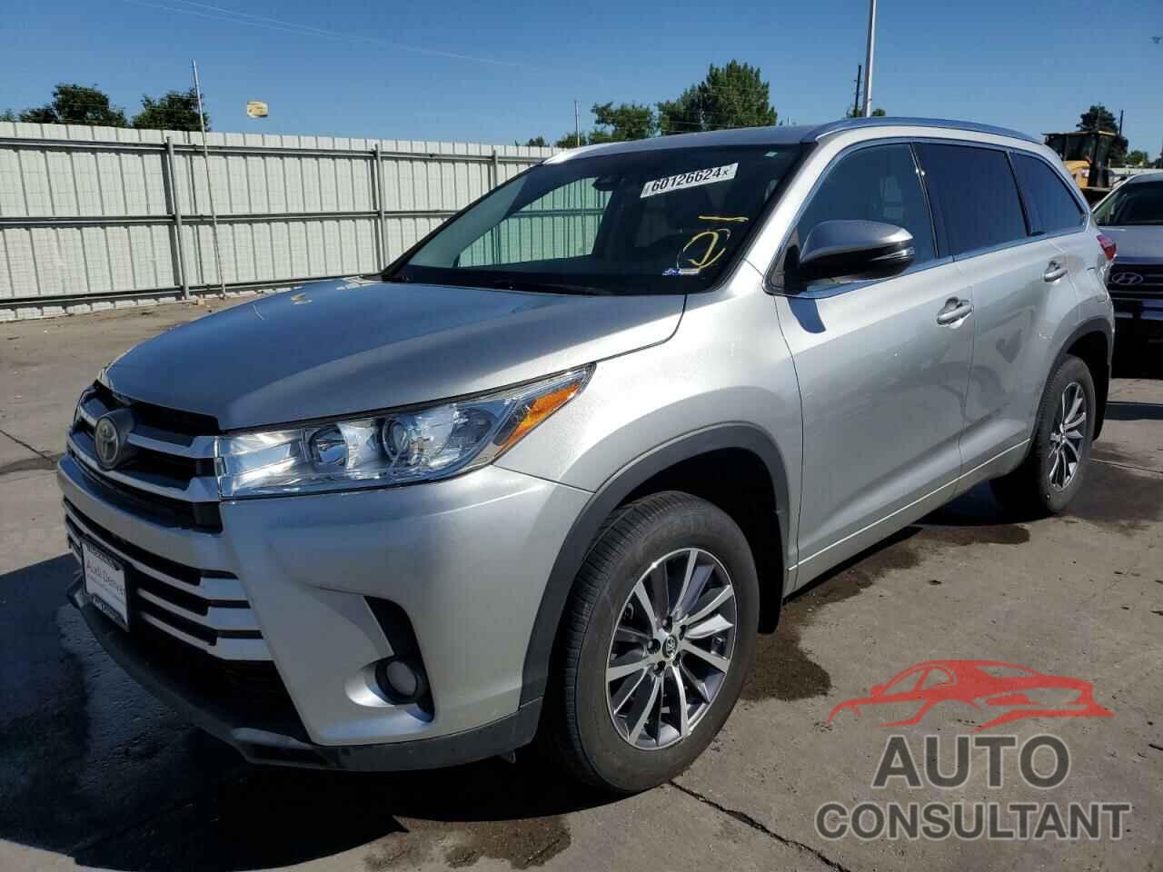 TOYOTA HIGHLANDER 2017 - 5TDJZRFH5HS361678