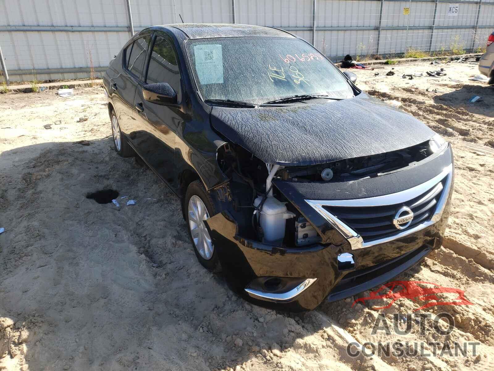 NISSAN VERSA 2017 - 3N1CN7APXHL829176