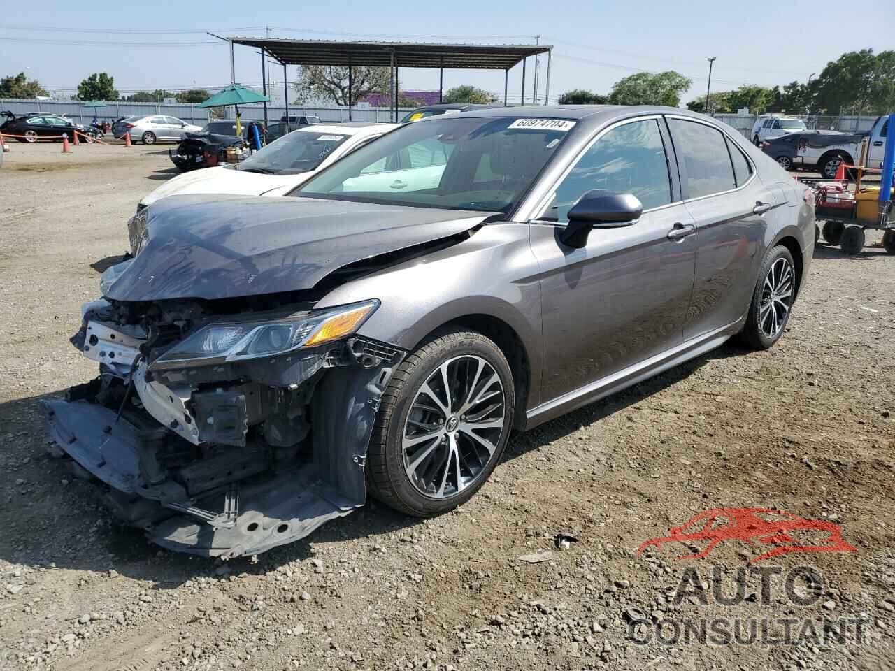 TOYOTA CAMRY 2019 - 4T1B11HK2KU679990