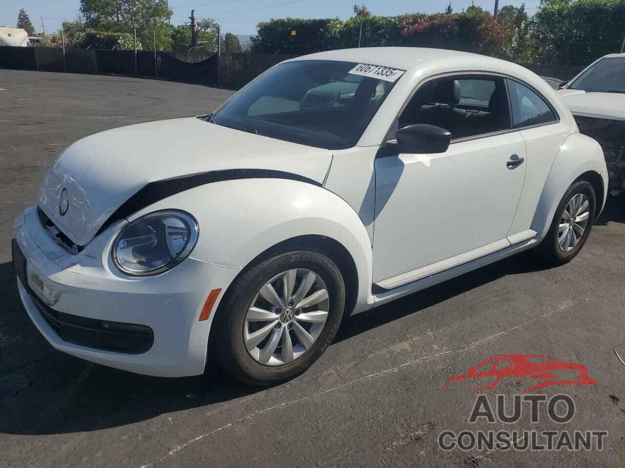 VOLKSWAGEN BEETLE 2015 - 3VWF17AT3FM620417