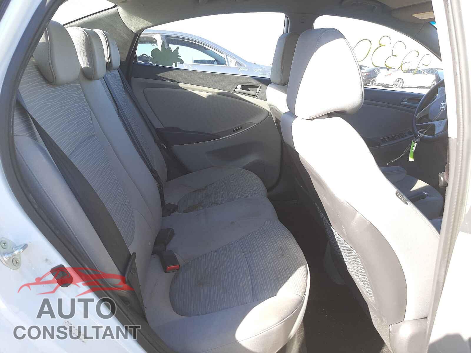 HYUNDAI ACCENT 2016 - KMHCT4AE3GU007769