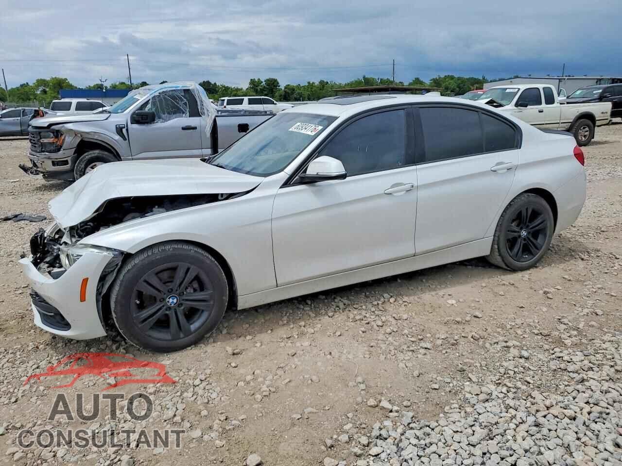 BMW 3 SERIES 2016 - WBA8E9G52GNU28155