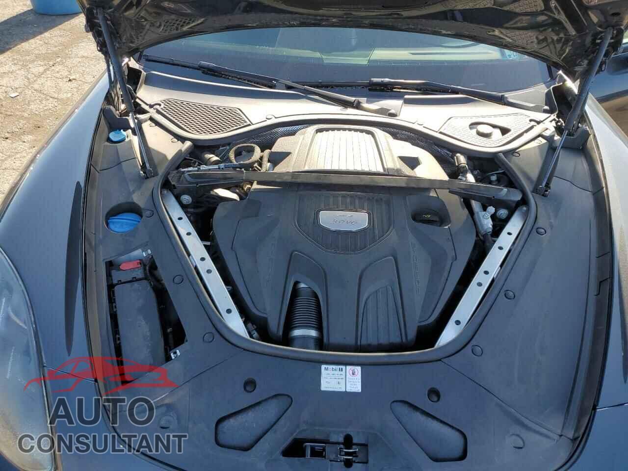 PORSCHE PANAMERA 2020 - WP0AA2A77LL100415
