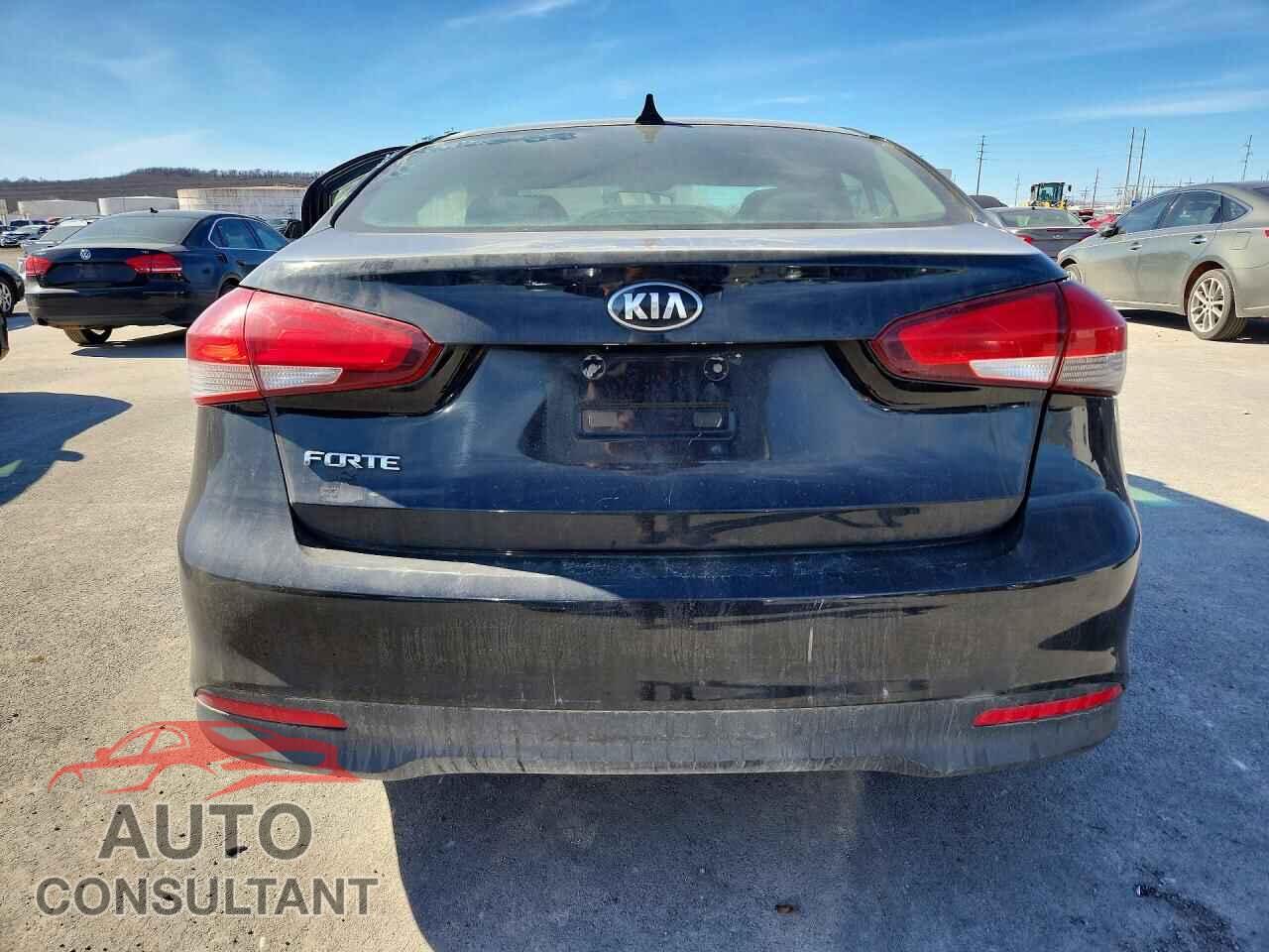 KIA FORTE 2017 - 3KPFK4A74HE031794