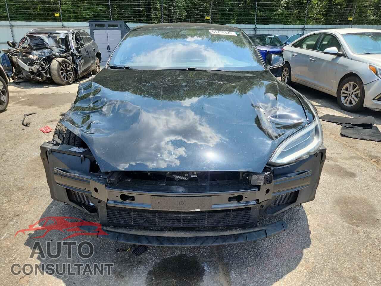 TESLA MODEL S 2020 - 5YJSA1E20LF412754