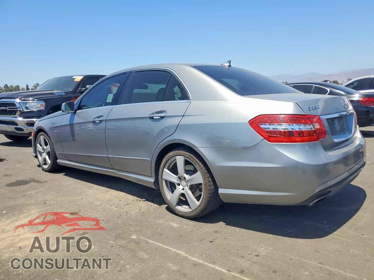 MERCEDES-BENZ E-CLASS 2012 - WDDHF5KBXCA608836