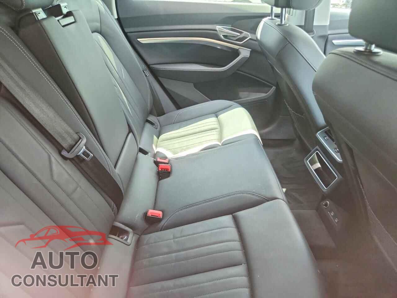 AUDI E-TRON 2021 - WA1AAAGE1MB022232