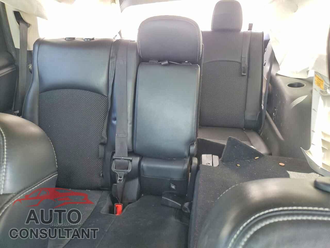 DODGE JOURNEY 2020 - 3C4PDCGB3LT201331