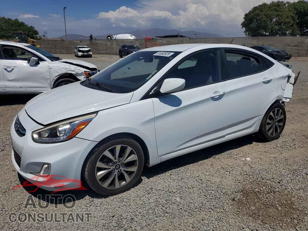 HYUNDAI ACCENT 2015 - KMHCU4AE3FU822985