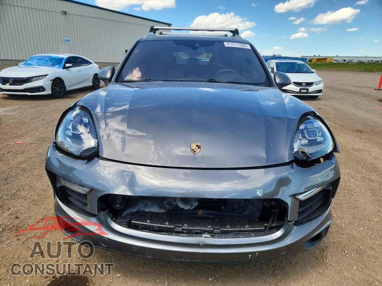 PORSCHE CAYENNE 2016 - WP1AA2A22GLA02868