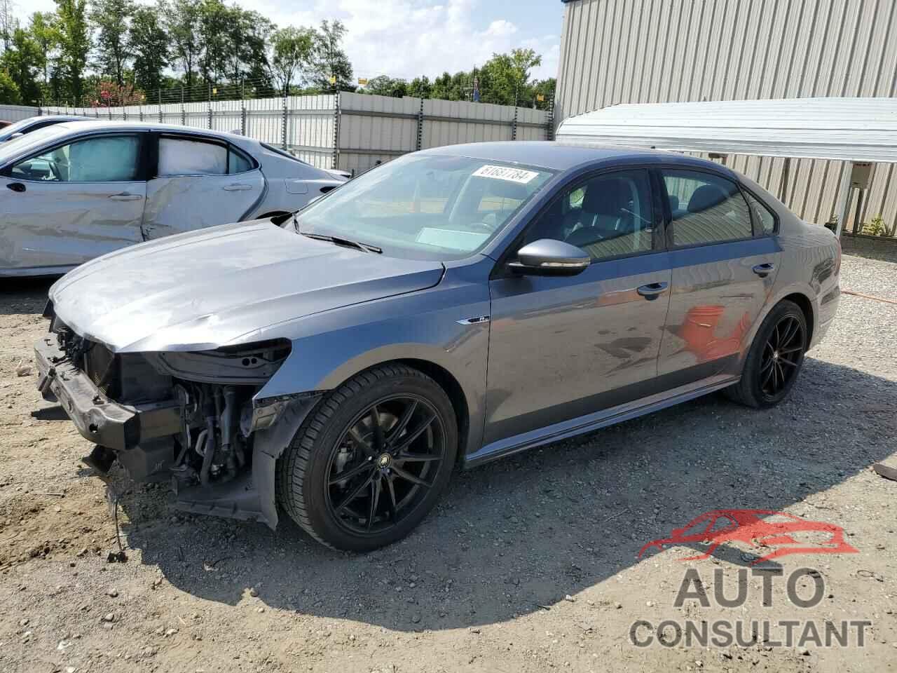 VOLKSWAGEN PASSAT 2018 - 1VWAA7A30JC032737