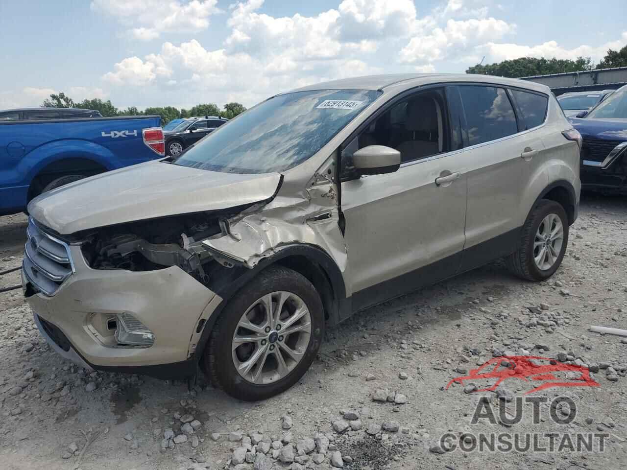 FORD ESCAPE 2017 - 1FMCU9GD7HUB25852