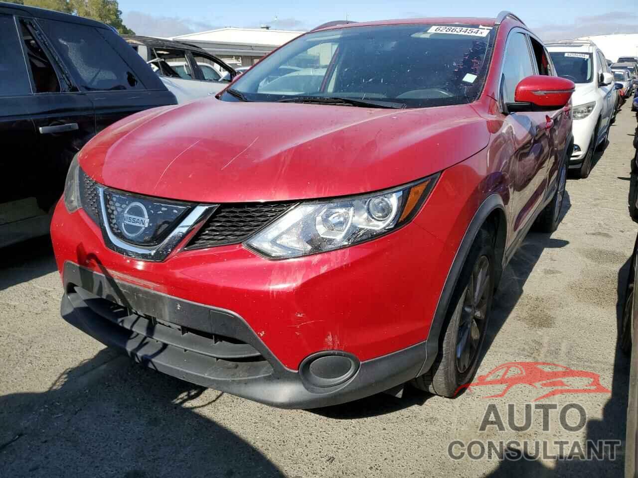 NISSAN ROGUE 2018 - JN1BJ1CP8JW157393