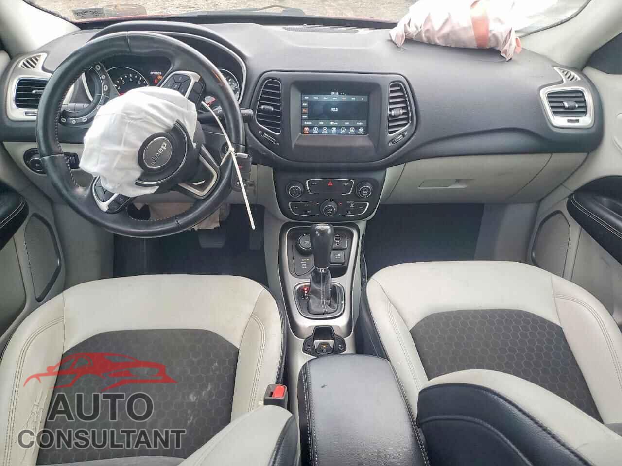 JEEP COMPASS 2017 - 3C4NJDBB2HT656143