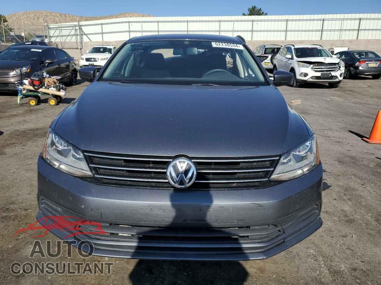 VOLKSWAGEN JETTA 2017 - 3VW2B7AJ5HM357490