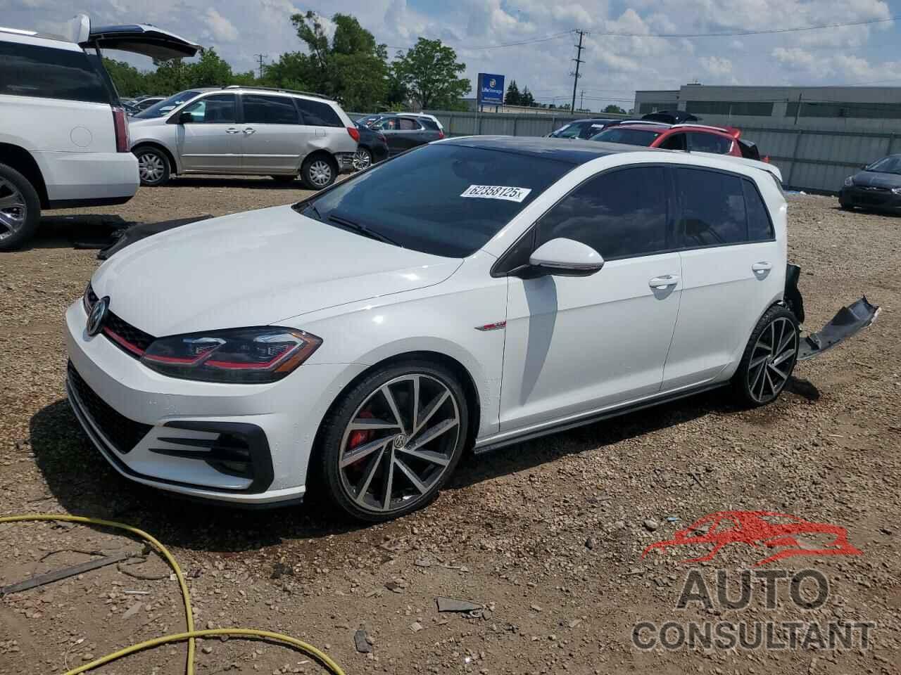VOLKSWAGEN GTI 2018 - 3VW547AU8JM273879