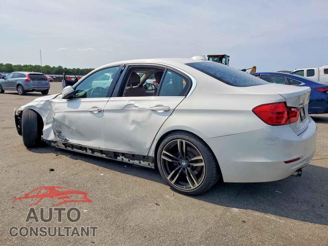 BMW 3 SERIES 2013 - WBA3B5C55DF596833